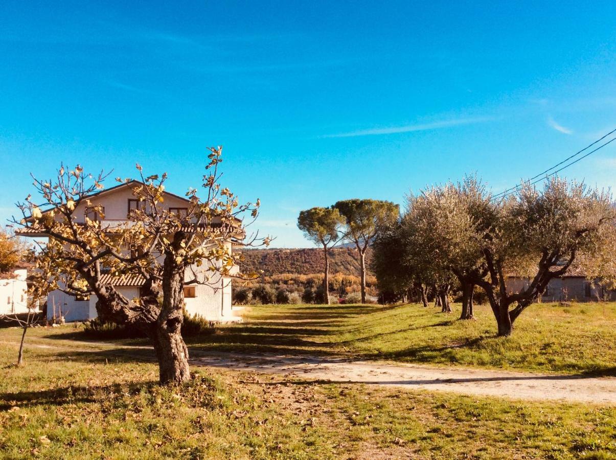 Gasthaus Le Terre D'Abruzzo Alanno Exterior foto
